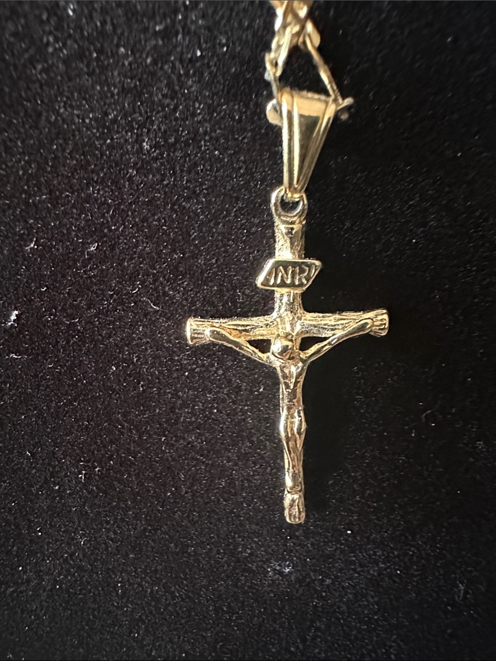 18kt gold filled Gold Crucifix Pendant Necklace - - Picture 2 of 7